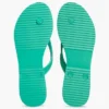 Flip-flops med metalbeslag og monogramprint