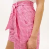 Gingham Seersucker-shorts med bælte Gingham Seersucker-shorts med bælte