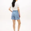 Gingham Seersucker-shorts med bælte Gingham Seersucker-shorts med bælte