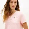Henley T-shirt & Shorts-sovetøjssæt Henley T-shirt & Shorts-sovetøjssæt