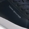 Metallisk logo Pebbled Court Sneaker Metallisk logo Pebbled Court Sneaker