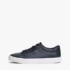 Metallisk logo Pebbled Court Sneaker Metallisk logo Pebbled Court Sneaker