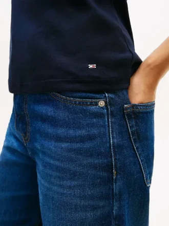 Ribbet tanktop med V-hals