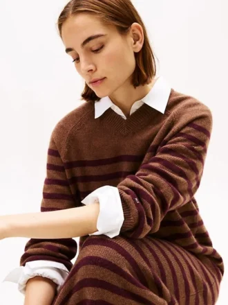 Stribet uld-kashmir-sweaterkjole