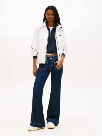 tommy jeans lavtaljede bootcut jeans med lommer 1 330x440 - Tommy Jeans lavtaljede bootcut-Jeans med lommer