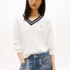 Tommy Jeans sweater med afslappet pasform og V-hals Tommy Jeans sweater med afslappet pasform og V-hals