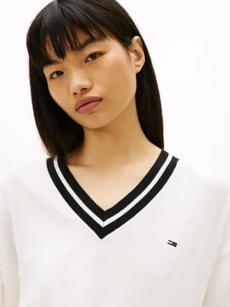Tommy Jeans sweater med afslappet pasform og V-hals Tommy Jeans sweater med afslappet pasform og V-hals